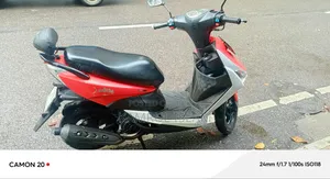 Beetle Bolt Corbet 2019 Red