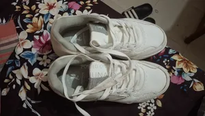 Used Redtap Shoes Sell For Money.