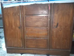 অনেক ভালো মানের ওয়ার্ডরোব
