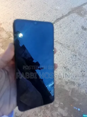 Vivo Y18 128 GB Purple
