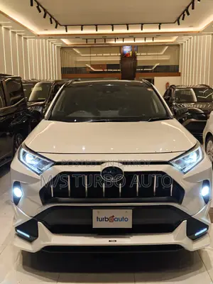 Toyota RAV4 Hybrid 2020 Pearl