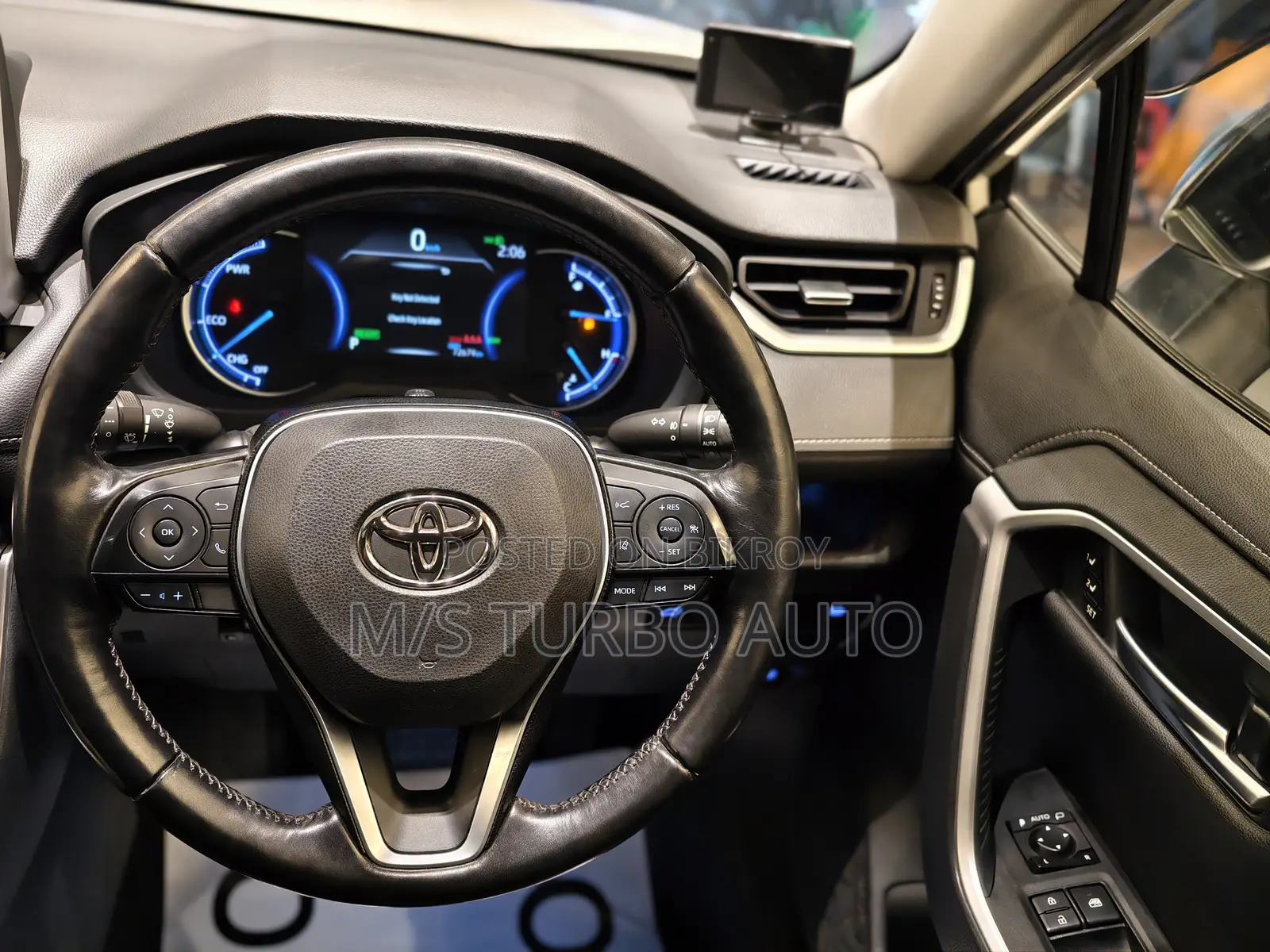 Toyota RAV4 Hybrid 2020 Pearl