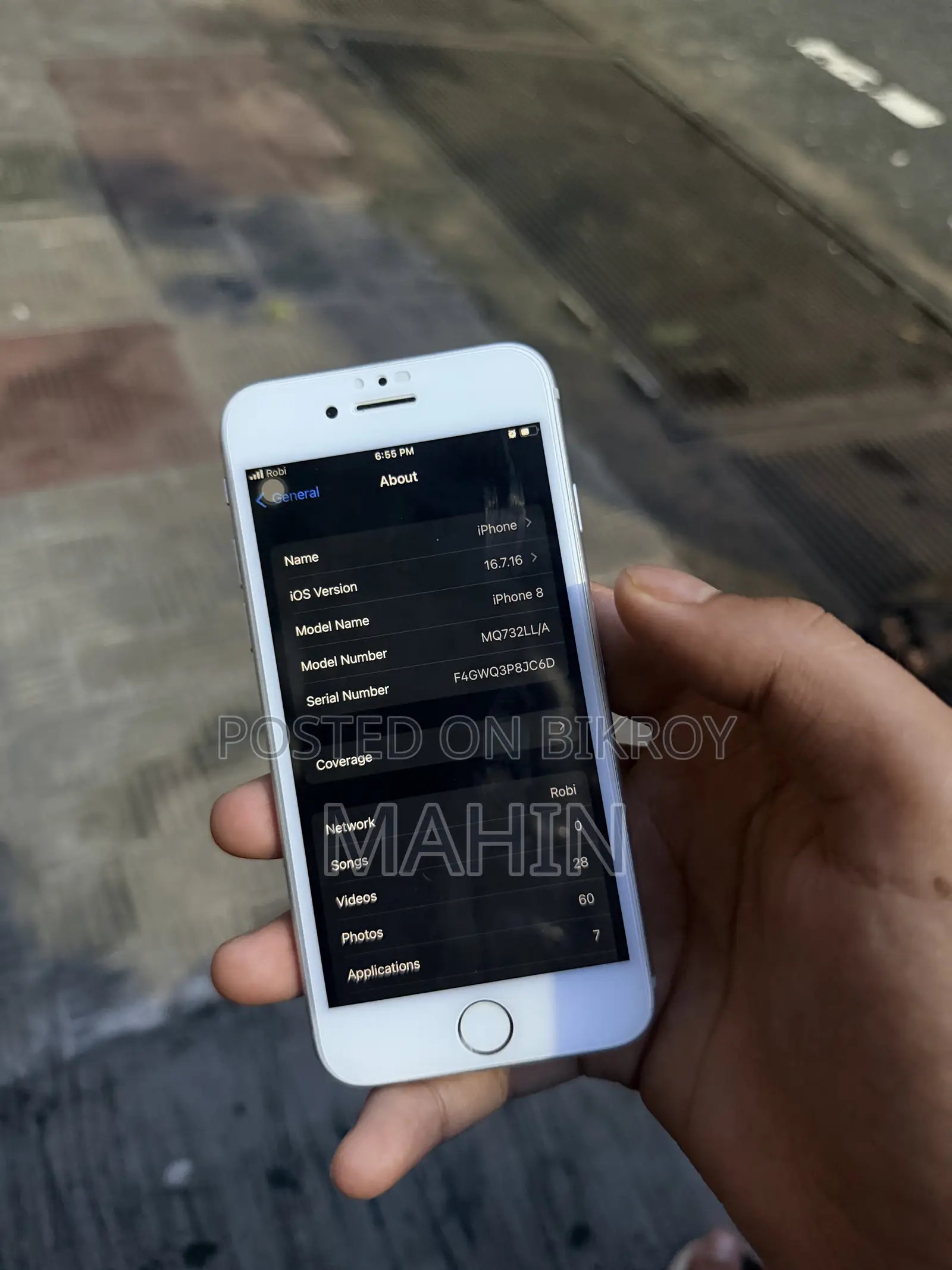 Apple iPhone 8 64 GB White