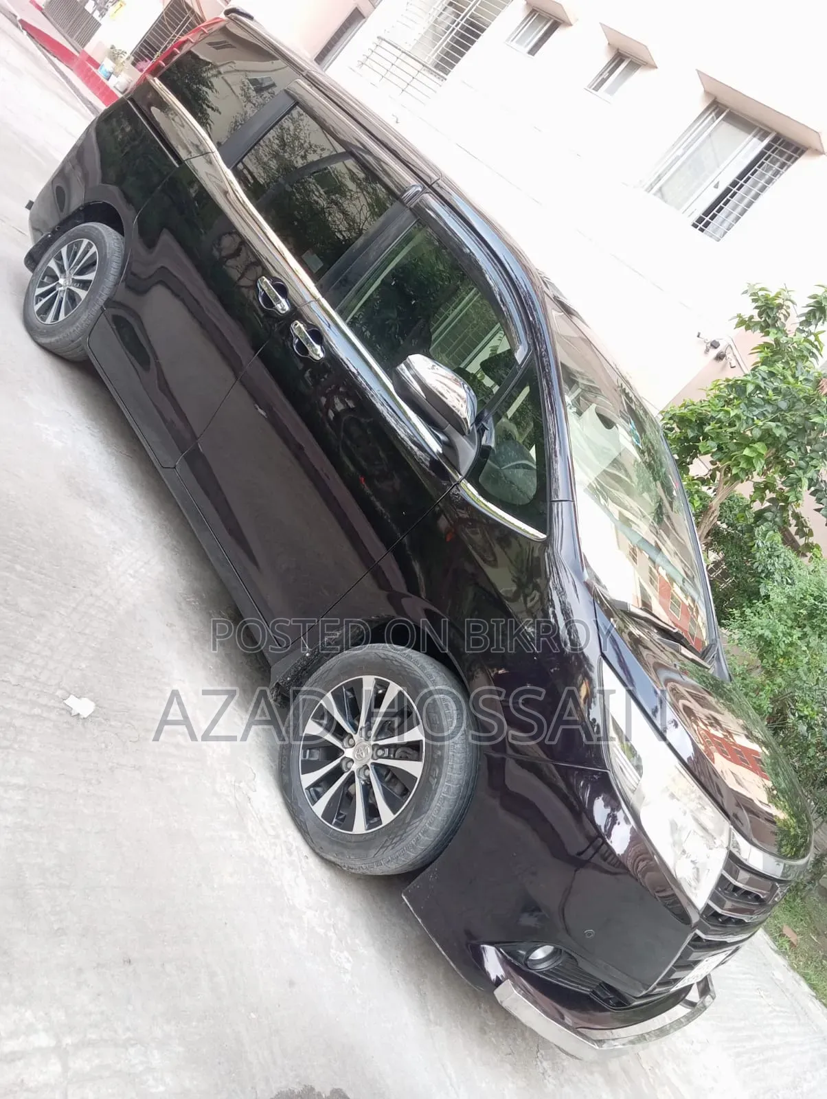 Toyota Noah 2.0 FWD (8 Seater) 2014 Purple