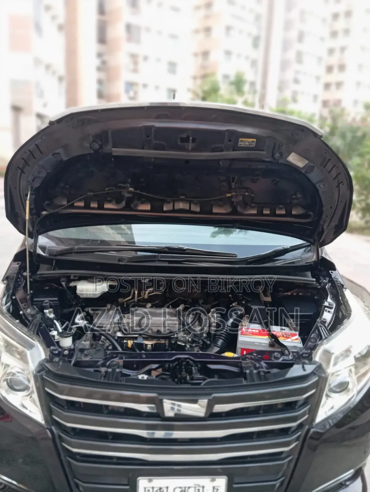 Toyota Noah 2.0 FWD (8 Seater) 2014 Purple