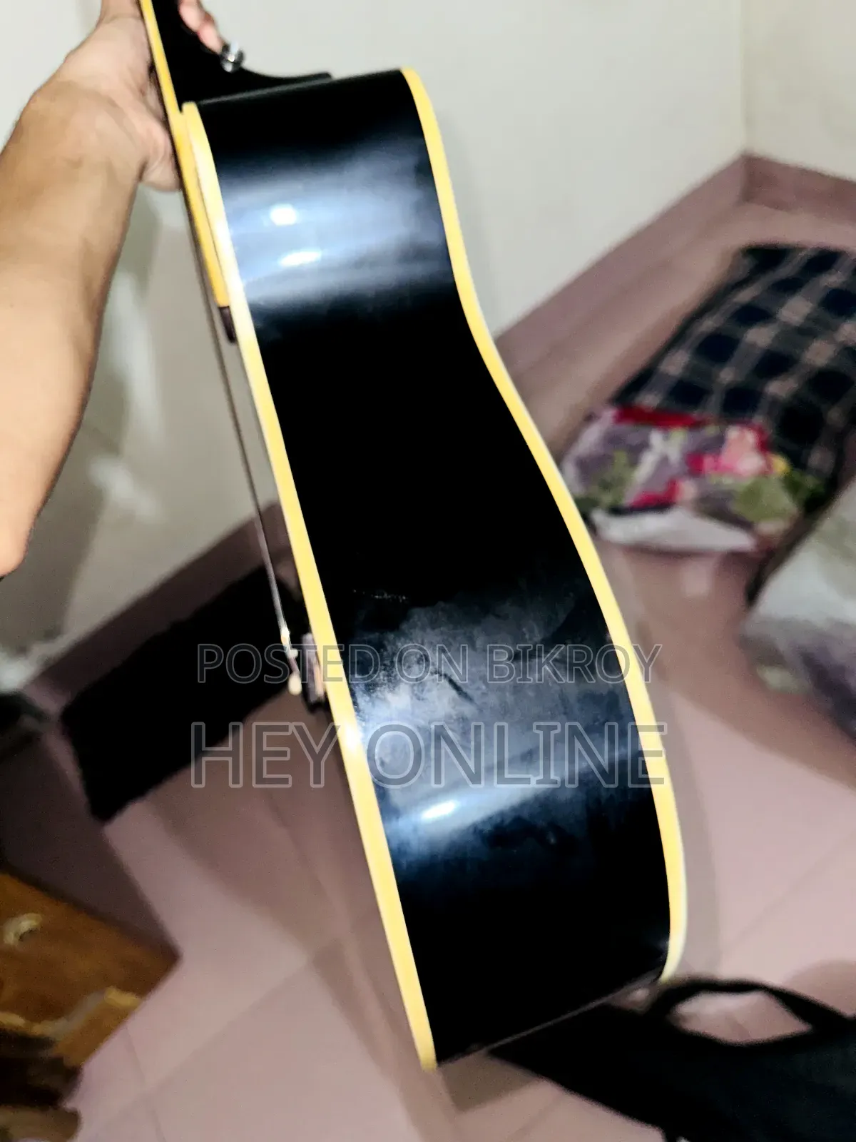 Acoustic Guitar-TGM