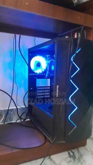 Desktop Computer Asus 8GB AMD Ryzen 5 SSD 500GB