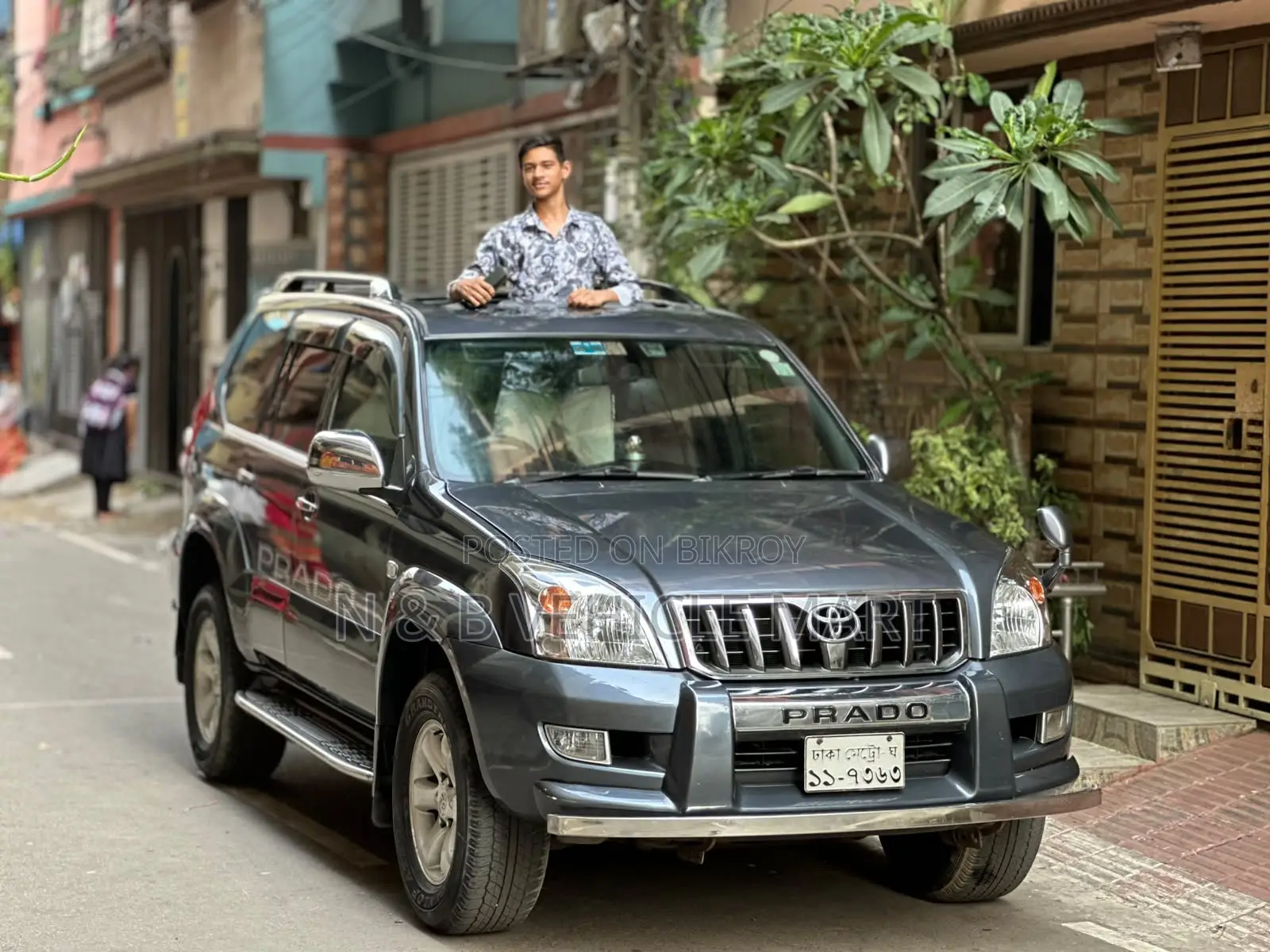 Toyota Land Cruiser PRADO 2003 Black