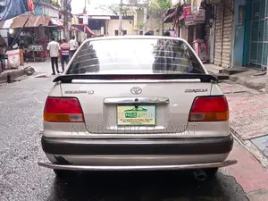 টয়োটা করোলা সেডান অটোমেটিক ১৯৯৭ পার্ল