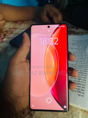 Vivo X90 256 GB Red