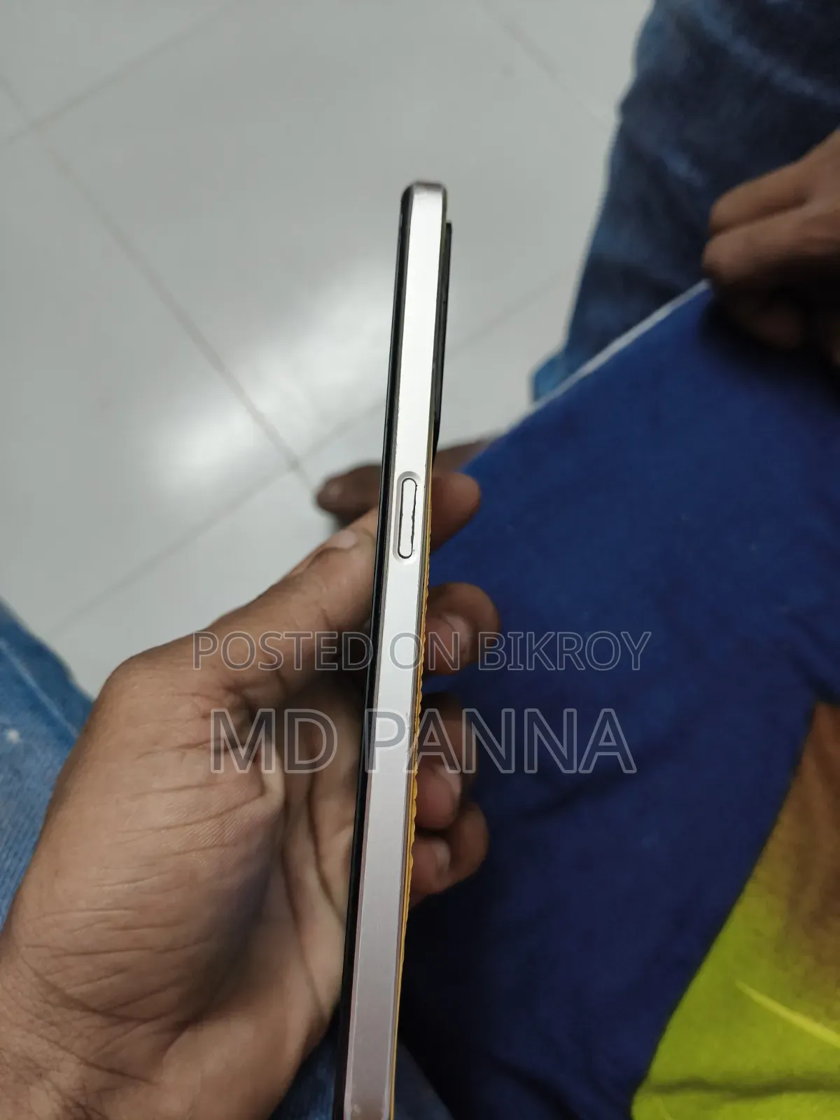Oppo A77s 128 GB Orange