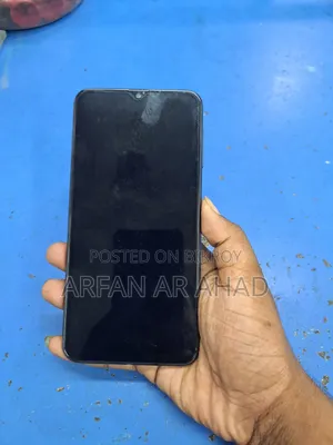 Samsung Galaxy M10 16 GB Black