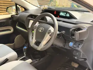 Toyota Aqua G 2014 Pearl