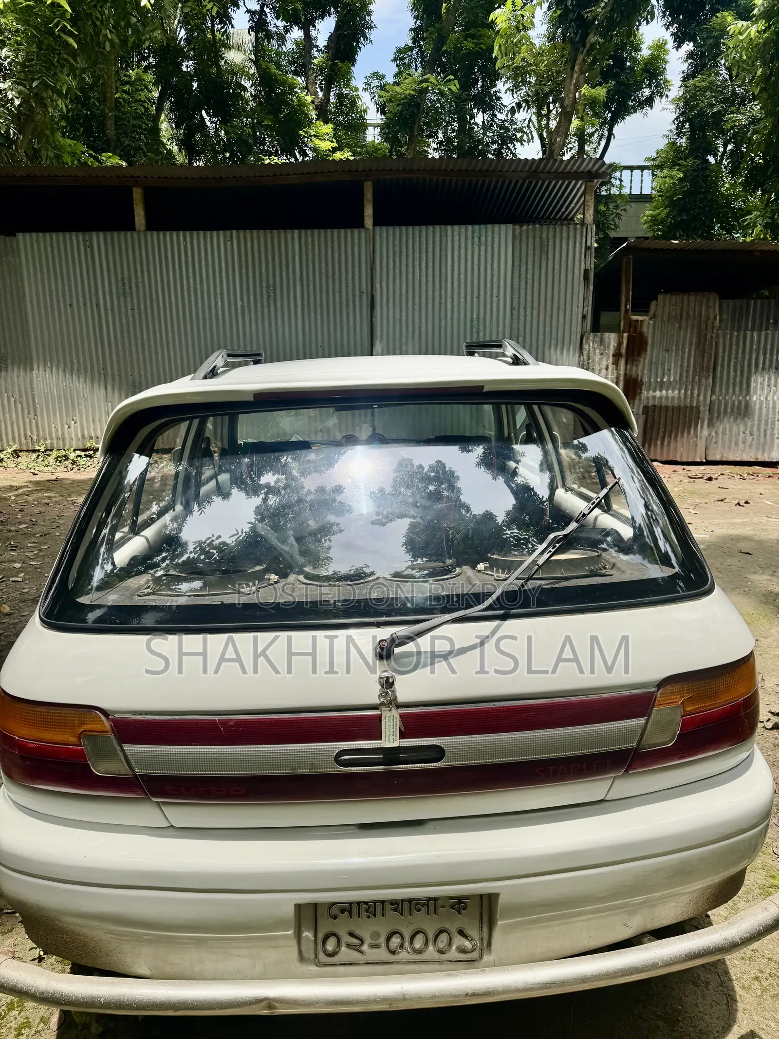 টয়োটা স্টারলেট গ্লানজা ১৯৯৫ সাদা