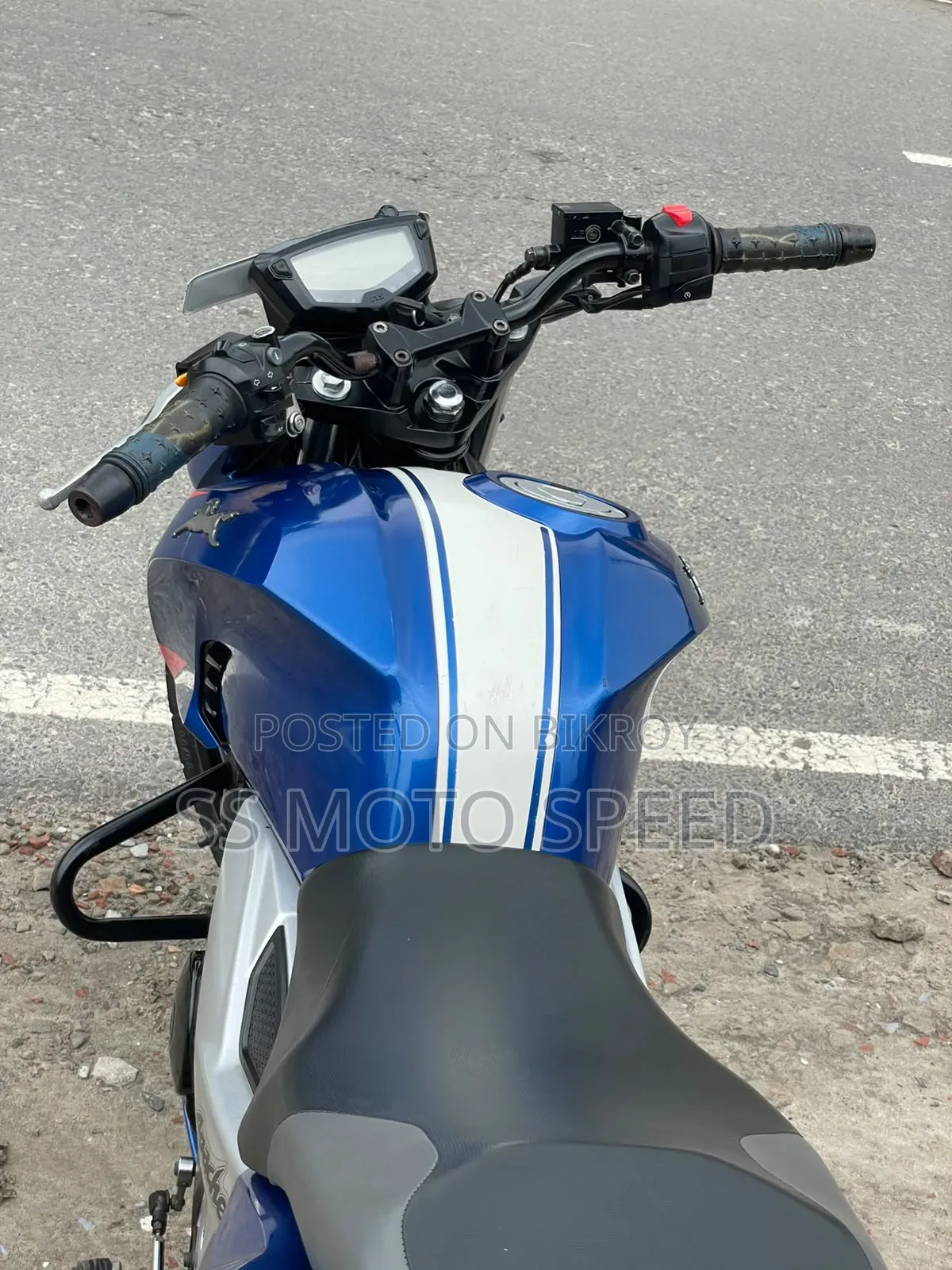 TVS Apache RTR 160 4V 2023 Blue