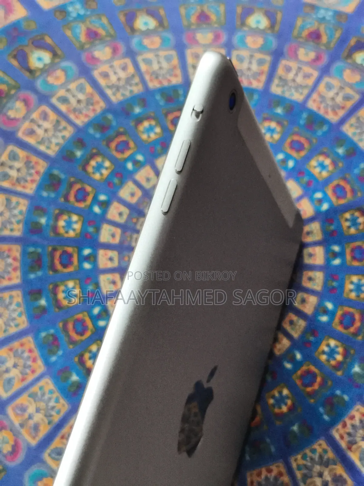 Apple 16 GB Silver