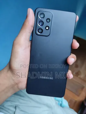 নতুন স্যামসাং গ্যালাক্সি এ৫২ ১২৮ জিবি ব্ল্যাক