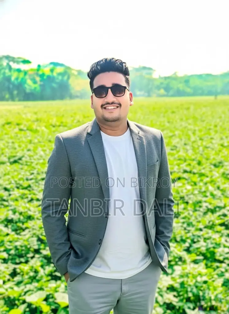 জরুরী একজন অভিজ্ঞ ড্রাইভার পদে নিয়োগ