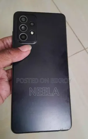 স্যামসাং গ্যালাক্সি এ৫২ ১২৮ জিবি কালো
