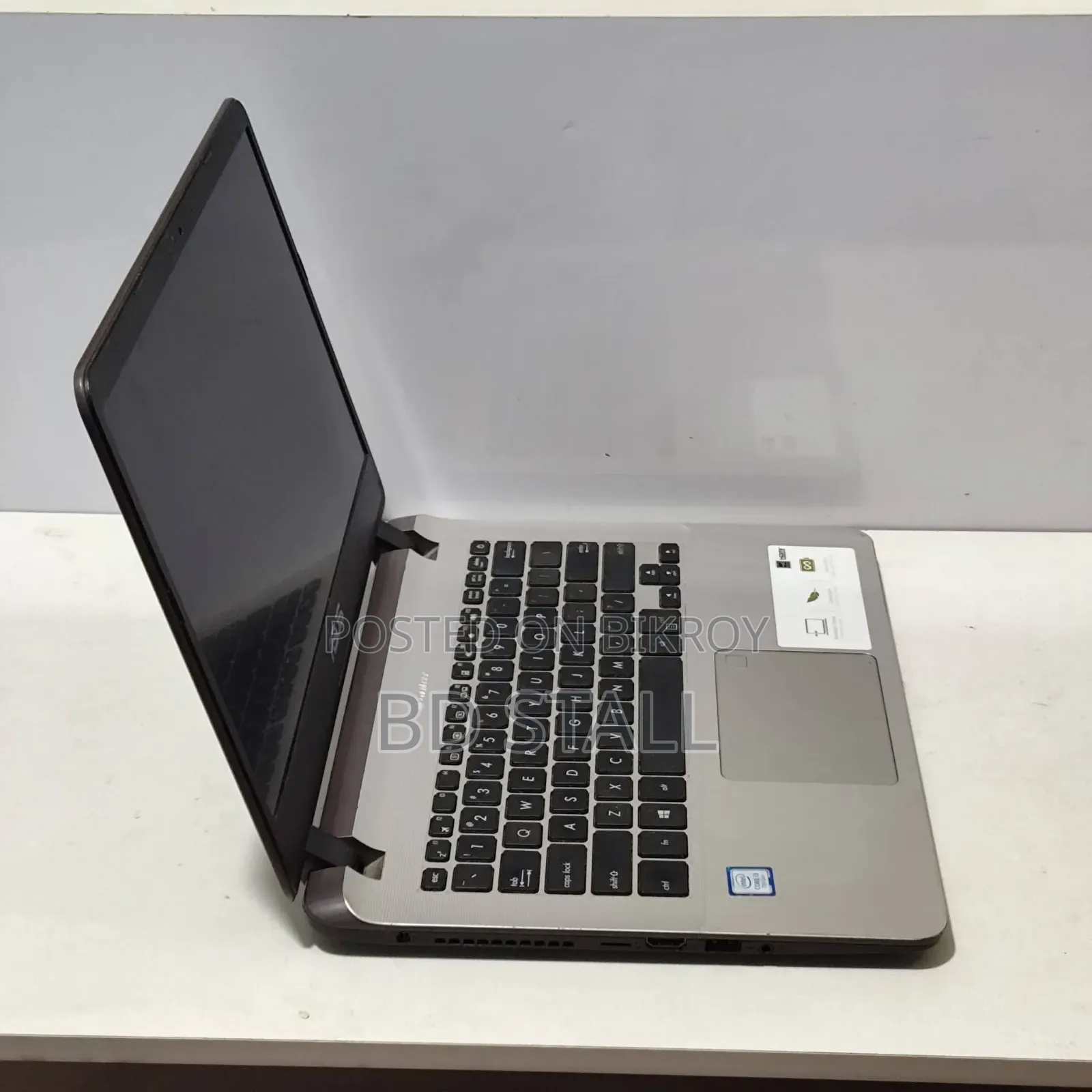Laptop Asus X401U 4GB Intel Core I3 SSD 128GB