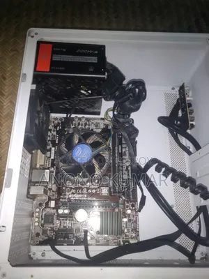 Gigabyte GA-H110MSTX-HD3-ZK 8GB Intel Core i5 SSD 128GB