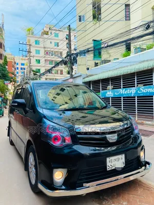 Toyota Noah 2012 Black
