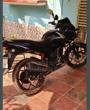 Bajaj Discover 150F 2018 Blue