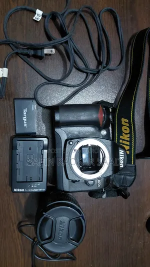 Nikon D70s DSLR Camera