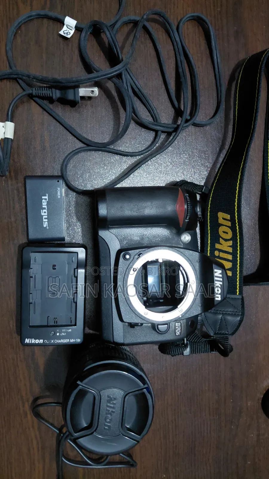 Nikon D70s DSLR Camera
