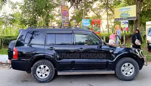 মিতসুবিশি পাজেরো পিনিনফারিনা ২০০৪ ব্ল্যাক