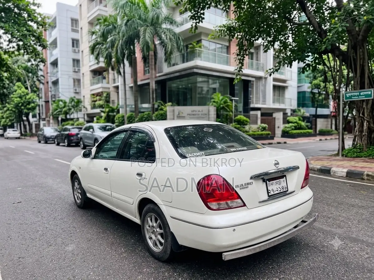 নিসান ব্লুবার্ড সিলফি অটোমেটিক ২০০৪ পার্ল