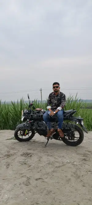 সুজুকি জিক্সার মনোটোন ২০২৪ ব্ল্যাক