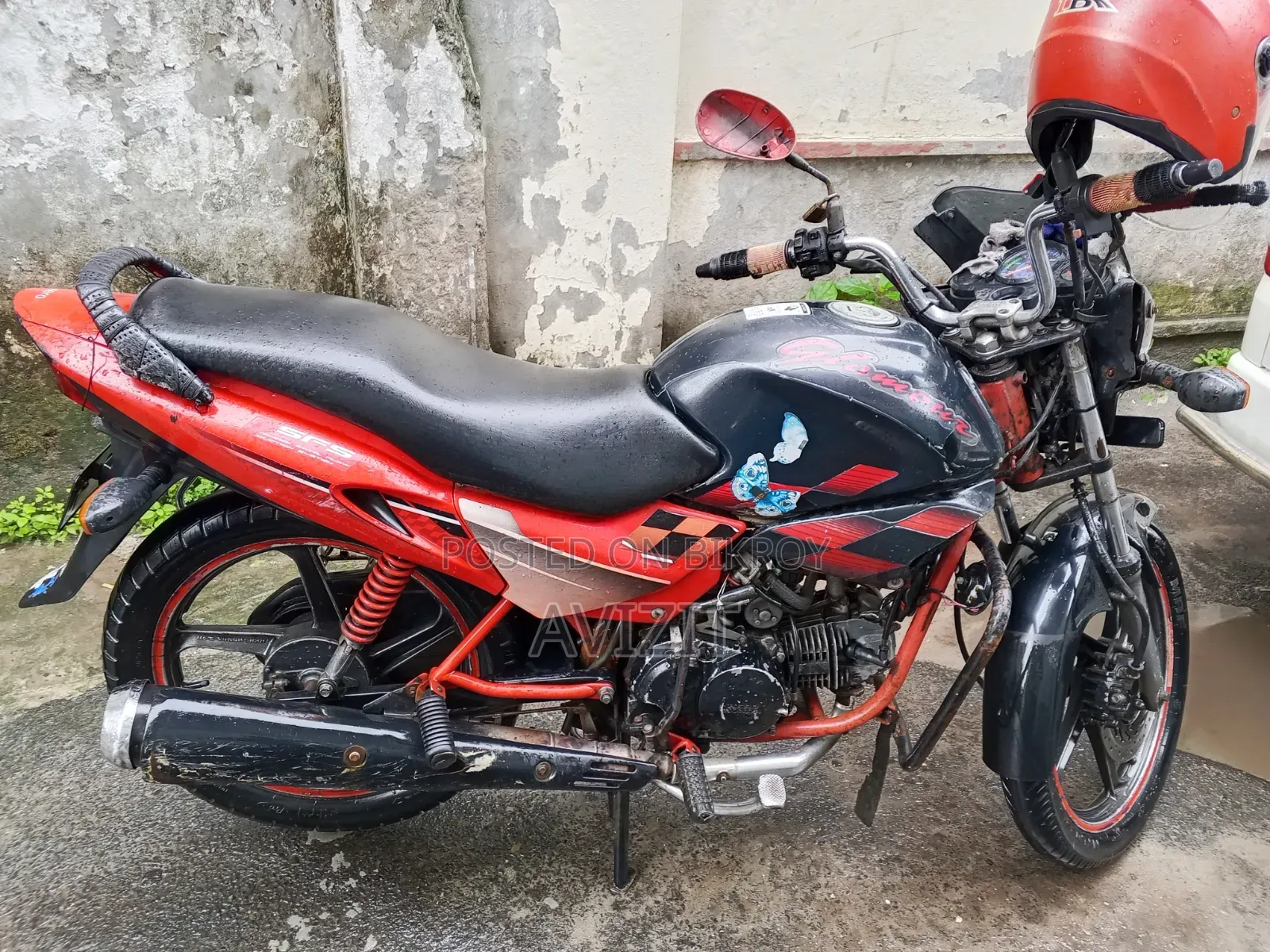 হিরো গ্ল্যামার ২০১৬ লাল