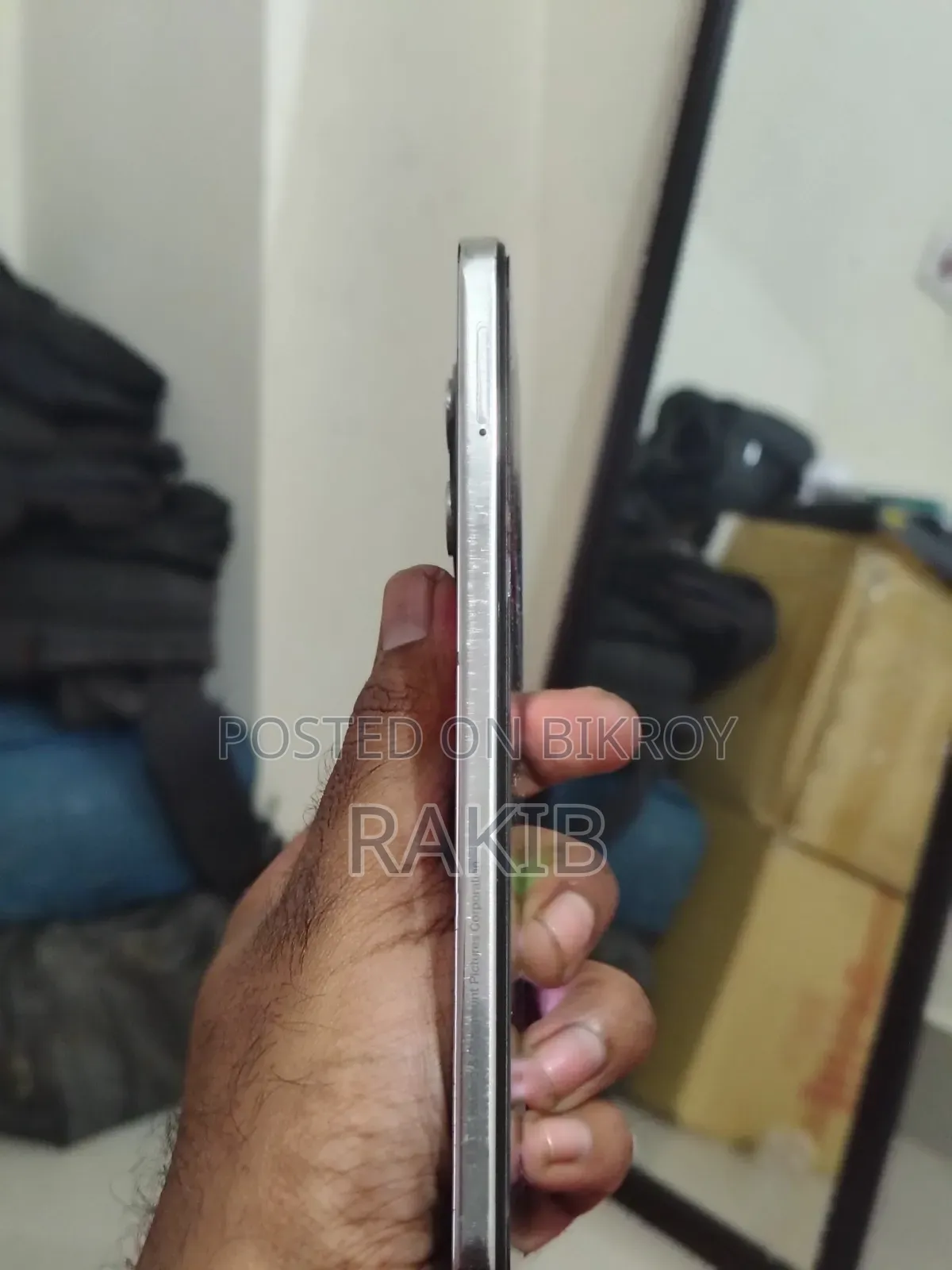 টেকনো স্পার্ক ৩০ প্রো ২৫৬ জিবি লাল