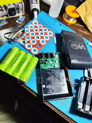 সকল ধরণের গেজেট আইটেম রিপেয়ার করা হয় Raihan's Repairing Station - এ