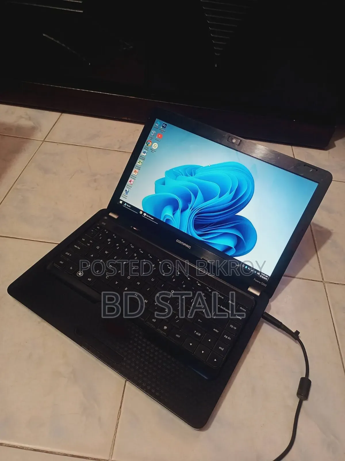 Laptop HP Compaq Presario CQ42 4GB Intel Pentium HDD 320GB