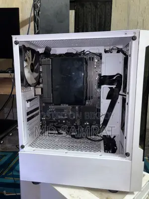 Desktop Computer 8GB AMD Ryzen 5 SSD 500GB