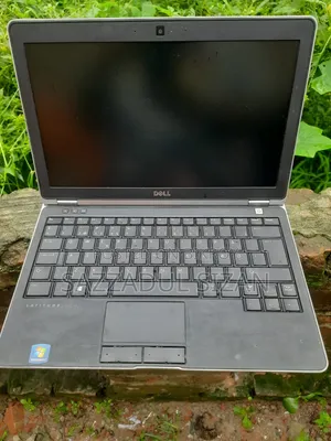 Laptop Dell Inspiron 14 4GB Intel Core i5 HDD+SSD 128GB