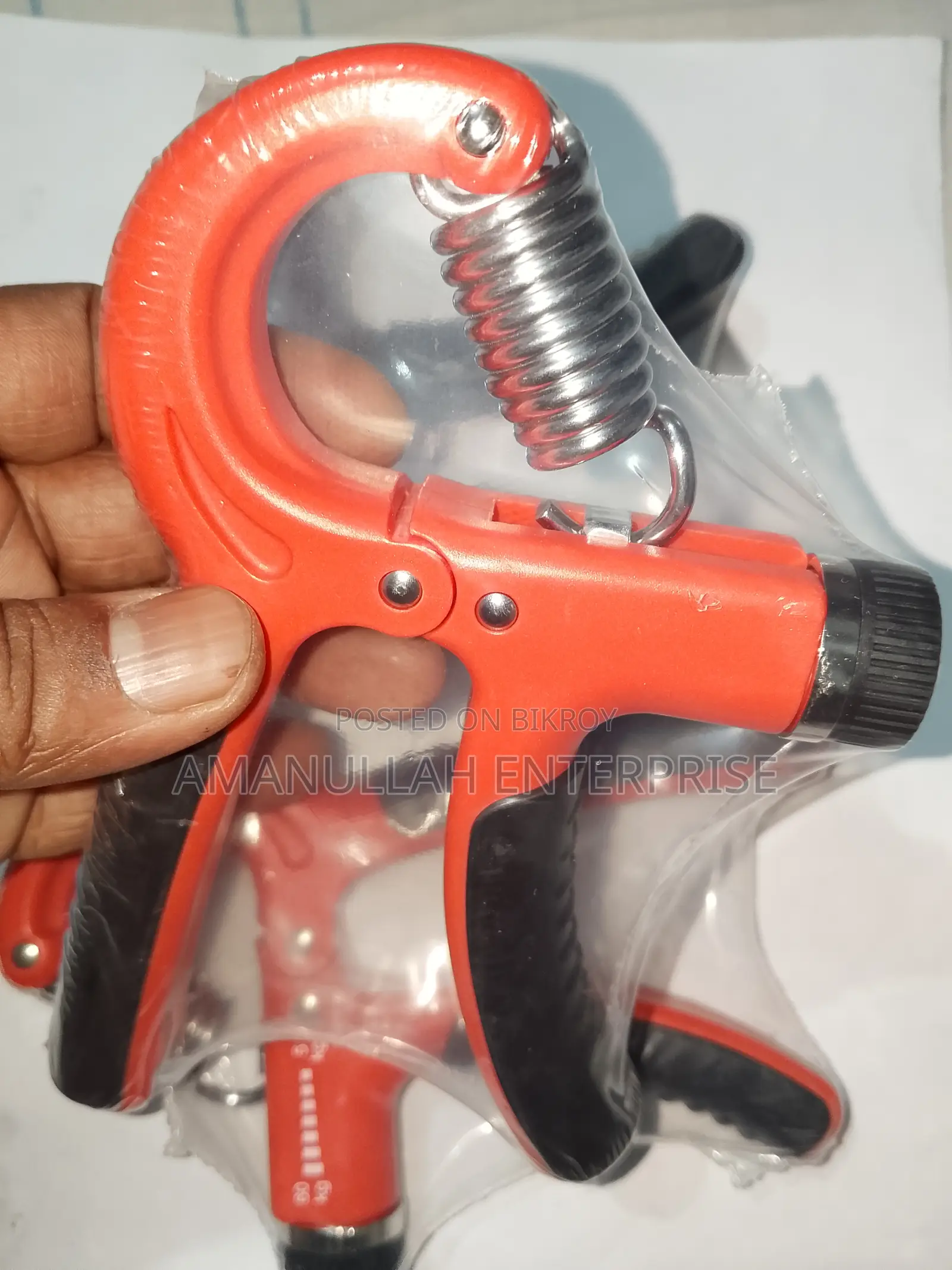 Adjustable Hand Grip Strengthener (5kg to 60kg) – Forearm and Wrist