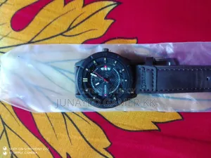 Curren Watch