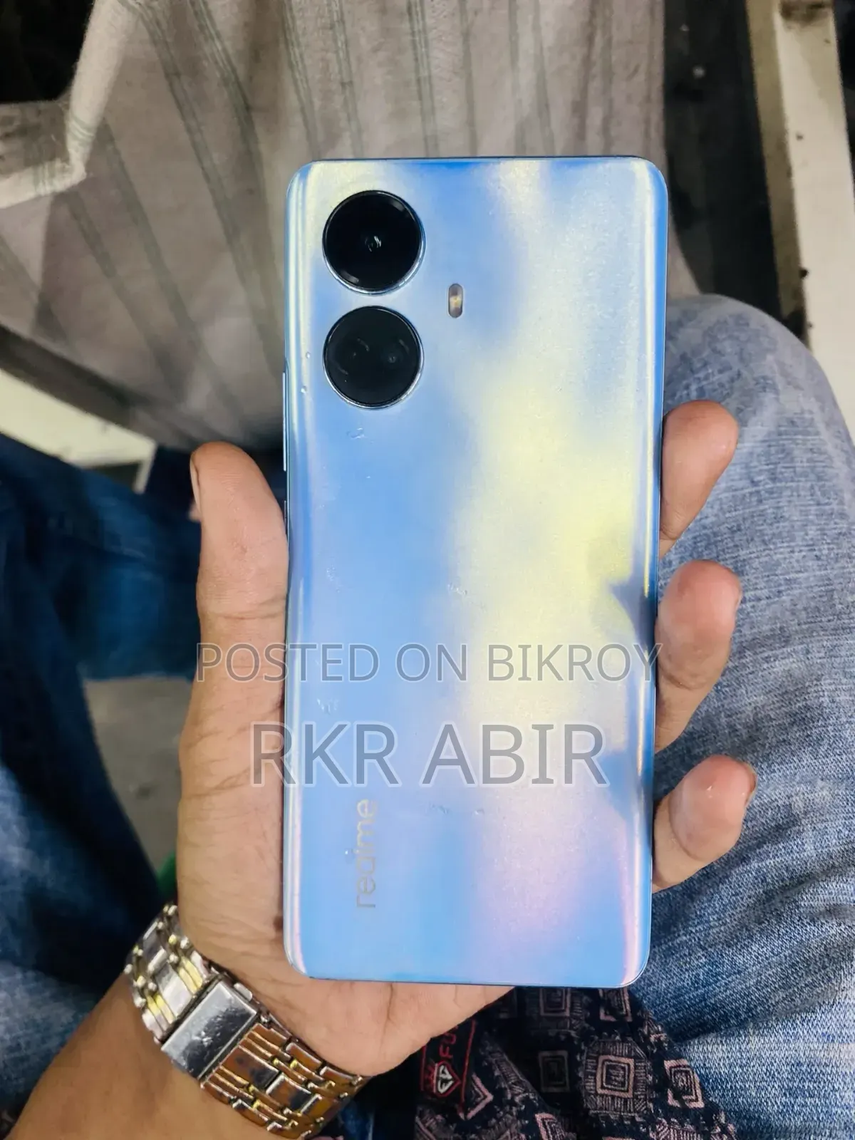 রিয়েলমি ১০ প্রো+ ১২৮ জিবি ব্লু