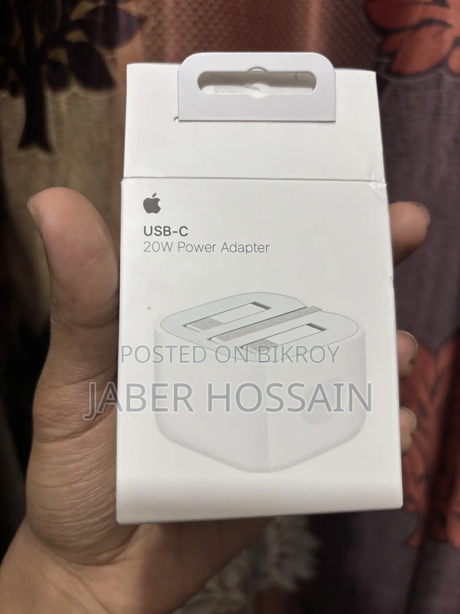 Apple 20 W Original Adapter and Cable