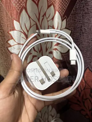 Apple 20 W Original Adapter and Cable