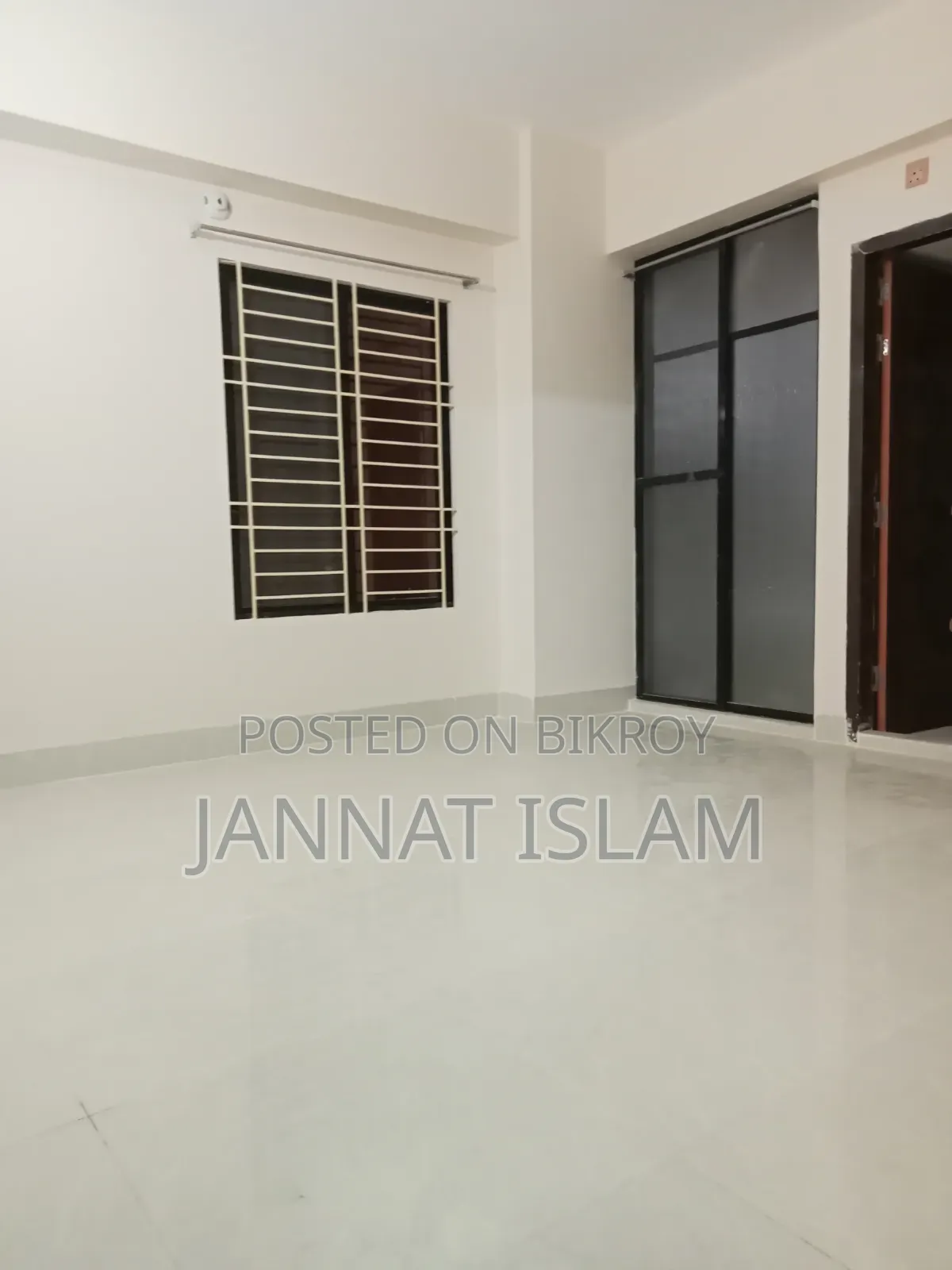 4-bedroom Apartment in Vashantek for Rent