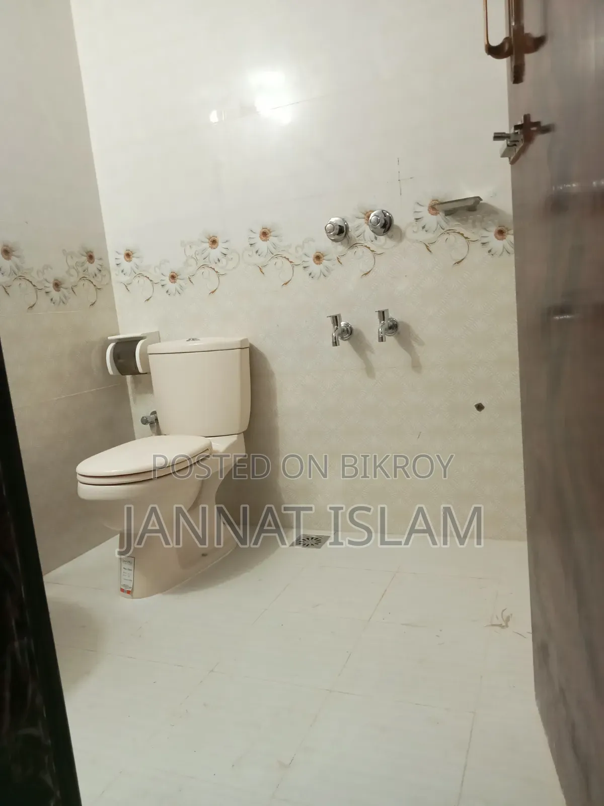 4-bedroom Apartment in Vashantek for Rent