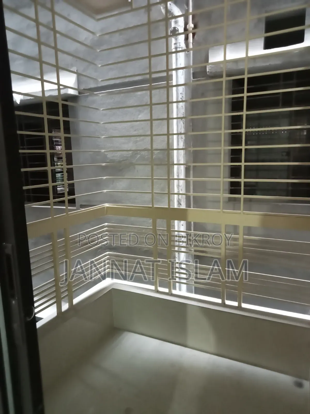 4-bedroom Apartment in Vashantek for Rent