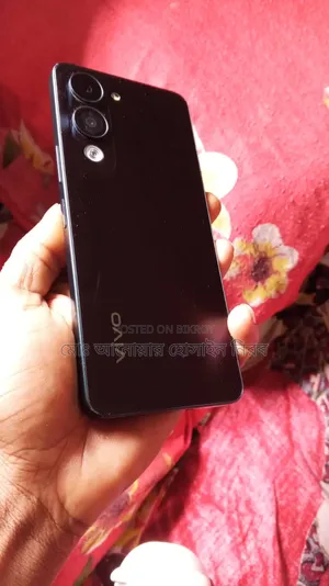 Vivo Y04 128 GB Blue
