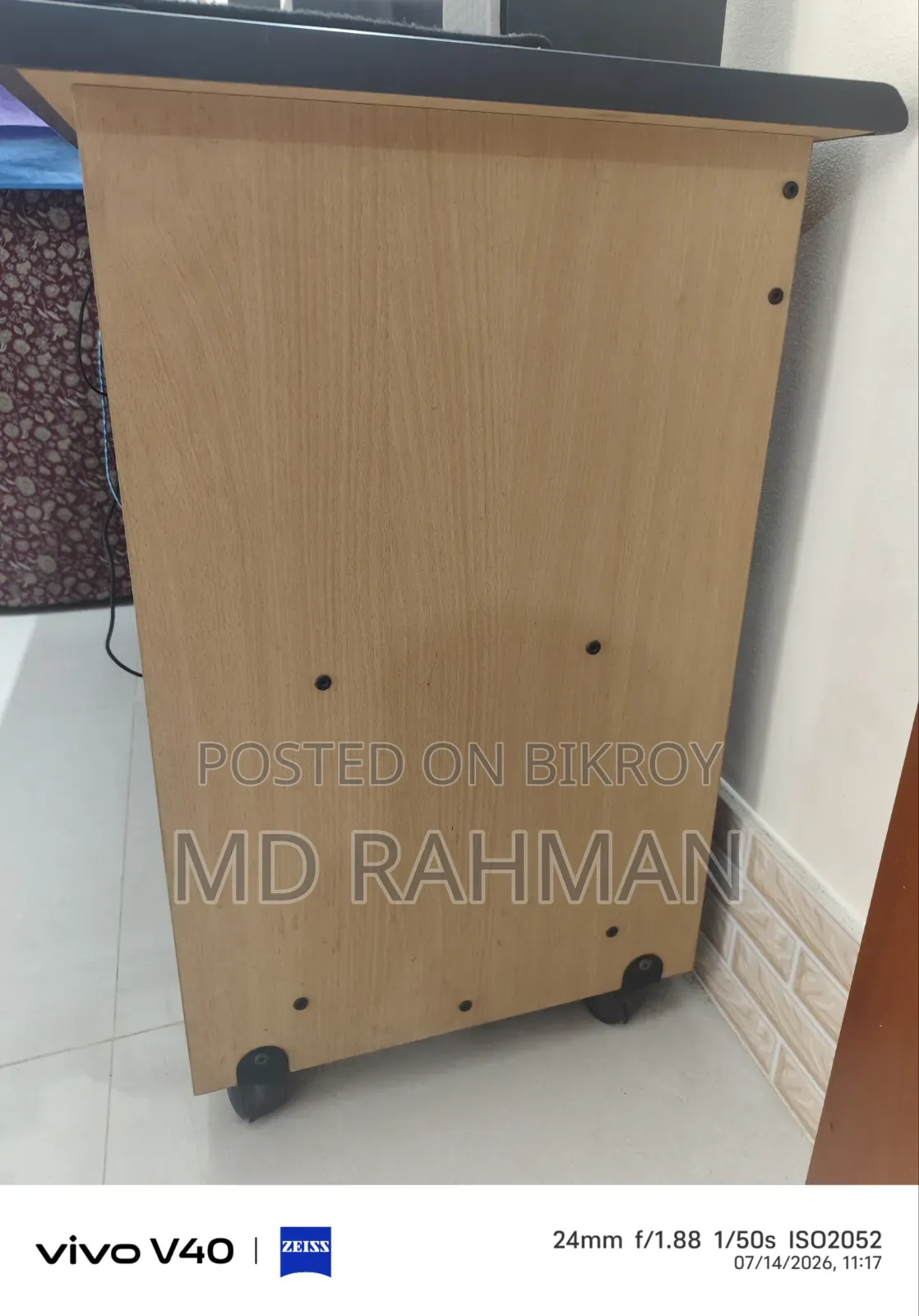 Otobi Table
