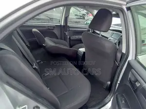 Toyota Axio 2021 Silver