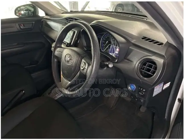 Toyota Axio 2021 White